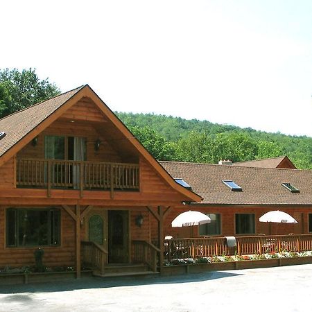 Xenia Lodge Хънтър Екстериор снимка