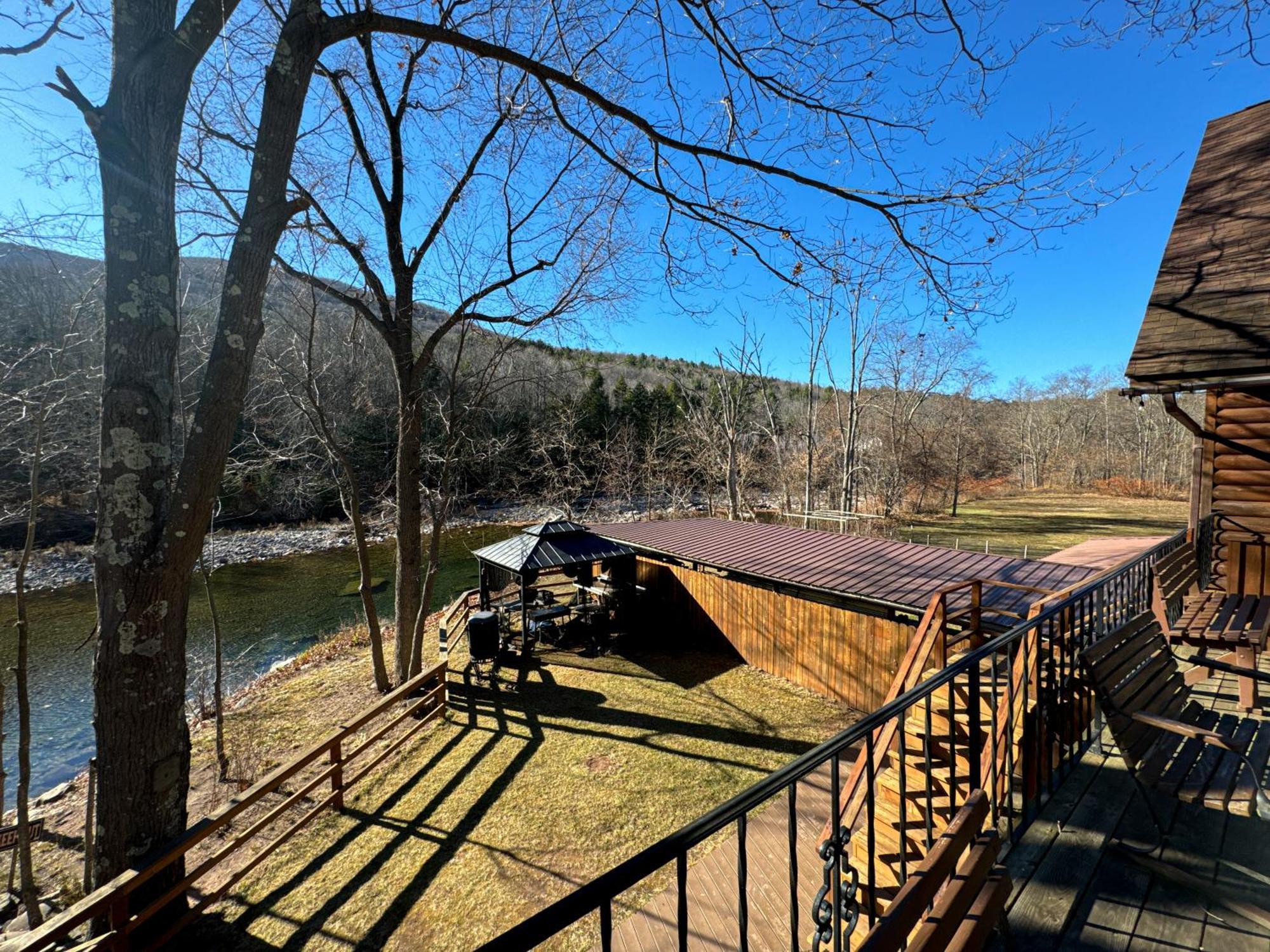 Xenia Lodge Хънтър Екстериор снимка